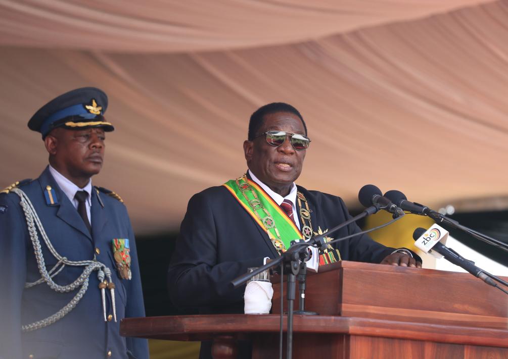 津巴布韦当选总统姆南加古瓦宣誓就职