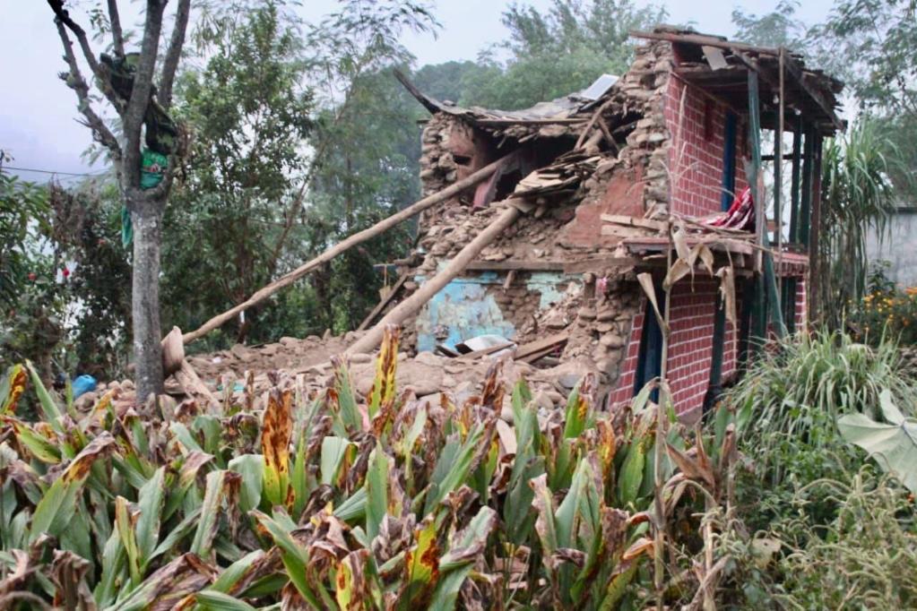 尼泊尔西部地震已致128人死亡