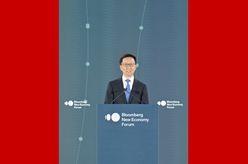 韩正出席第六届创新经济论坛开幕式并发表主旨演讲