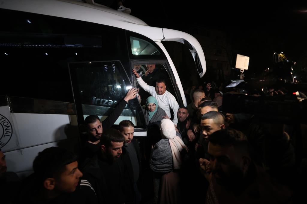 以色列释放第六批巴勒斯坦被关押人员