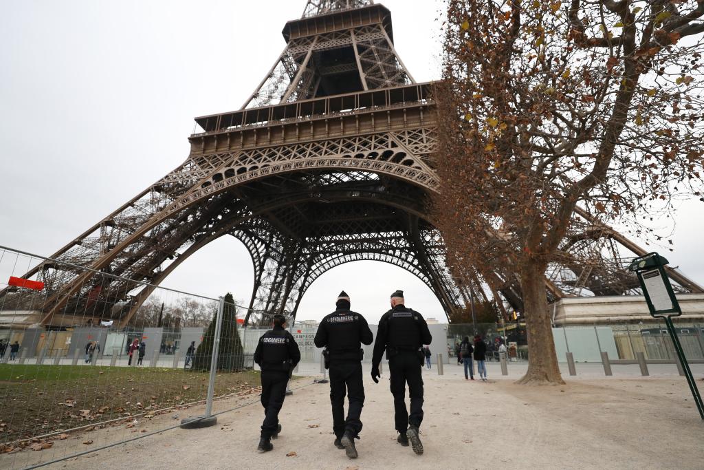 法國巴黎發生持刀襲擊事件造成1死2傷