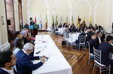 哥伦比亚参议院成立新一届国会哥中议员友好小组