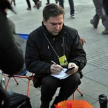 老外记者入乡随俗