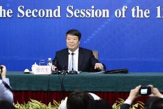 十二届全国人大二次会议新闻中心举行记者会