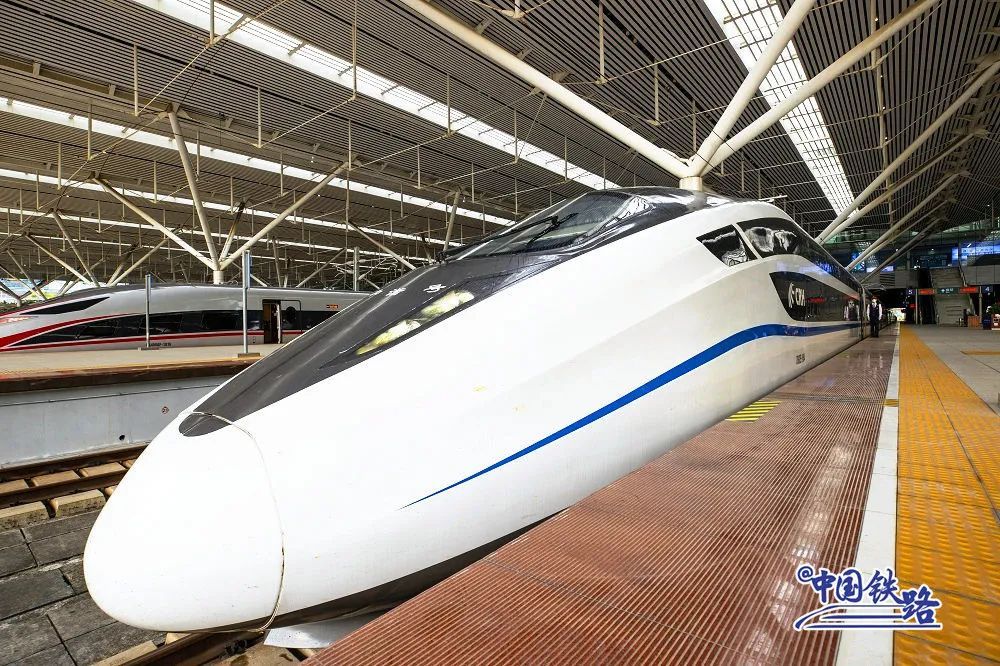 “双层”卧铺动车怎么收费?已开始售票 网友评论:必须睡一次!