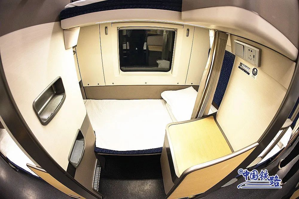 “双层”卧铺动车怎么收费?已开始售票 网友评论:必须睡一次!