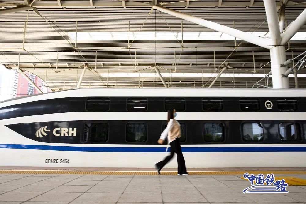 “双层”卧铺动车怎么收费?已开始售票 网友评论:必须睡一次!