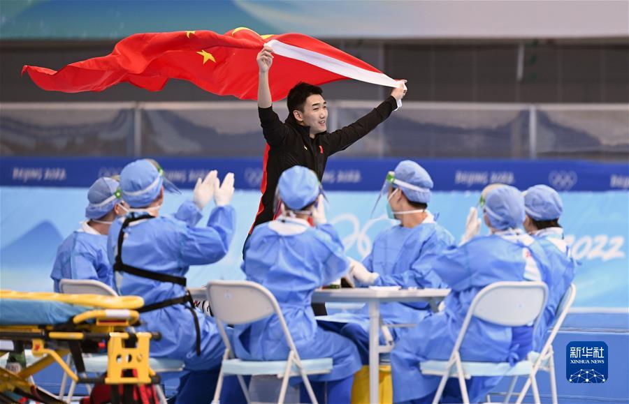 （新华全媒头条·图文互动）（2）钟华论：中国携手世界 向着春天出发——写在北京第二十四届冬季奥林匹克运动会闭幕之际