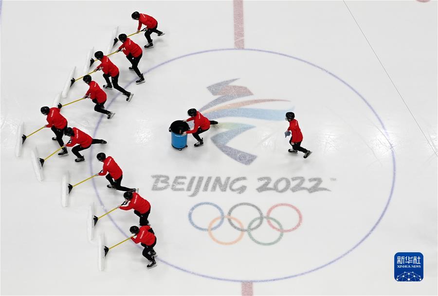 （新华全媒头条·图文互动）（3）钟华论：中国携手世界 向着春天出发——写在北京第二十四届冬季奥林匹克运动会闭幕之际