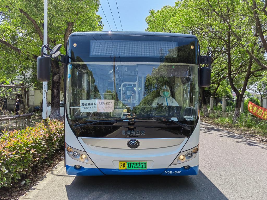 久通商旅：为特斯拉上海超级工厂提供定制班车服务_业务