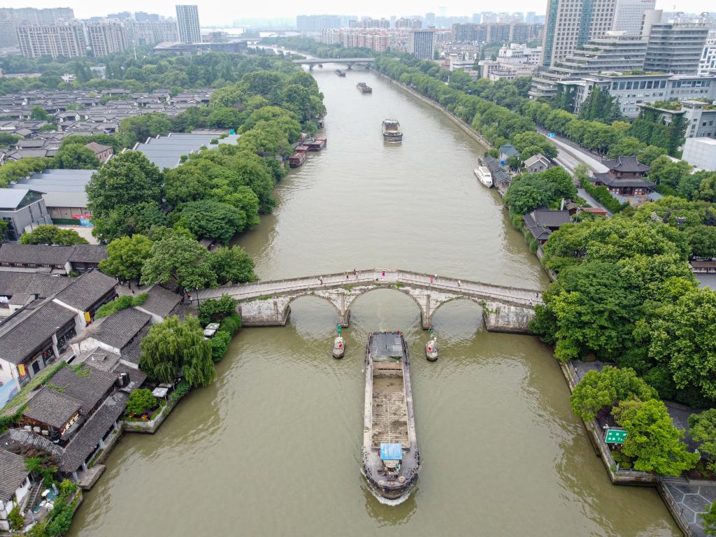江河奔騰看中國丨京杭大運河：古“運”新韻，景美人和-新華網