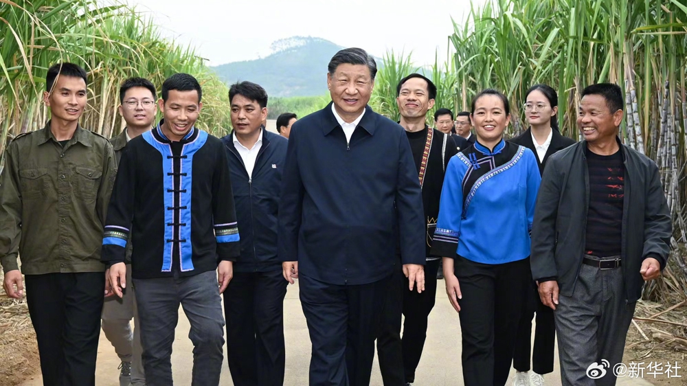习近平在广西来宾市考察调研