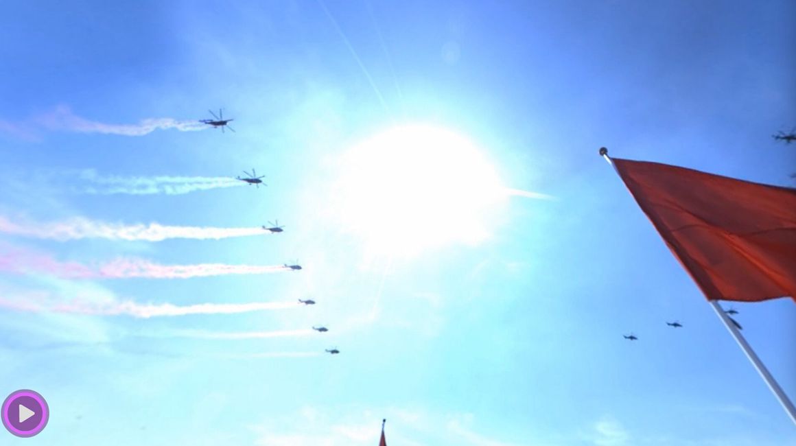 【全景视频看阅兵】中国阅兵史上最庞大空中梯队震撼亮相