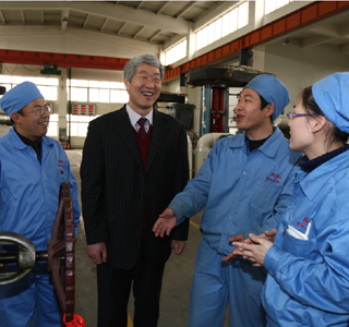 是苍柏当守住一方土，是党员就撑起一片天&mdash;&mdash;追记民营企业家赵志全