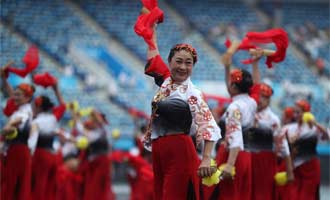 开幕式前的垫场表演