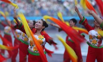 开幕式前的垫场表演