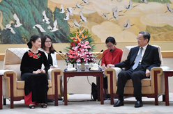 俞正声会见越南祖国阵线中央委员会副主席