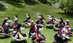 西藏是如何实现跨越千年巨变的