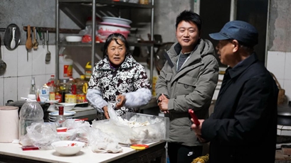 诚信大于天——江苏小哥拼命打工,只为春节前清债