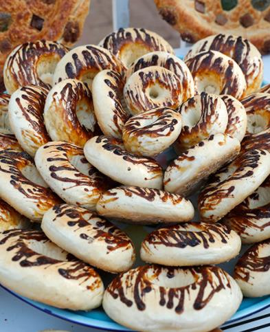 新疆伽师：&ldquo;小面饼&rdquo;做成馕产业