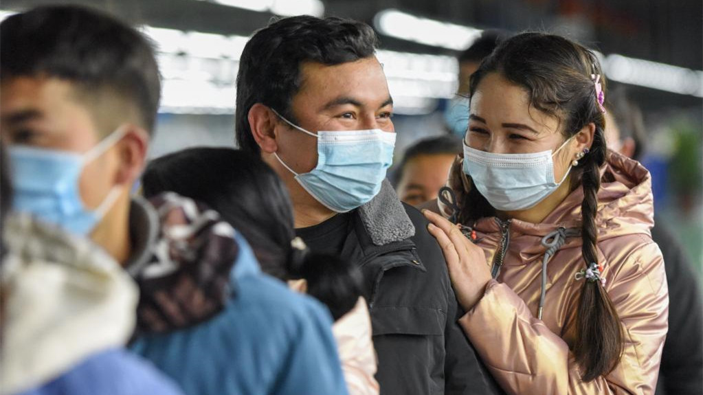 新疆于田：工业园区里的新生活