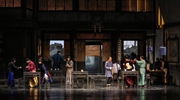 幕起幕落，北京人艺经典剧目相伴70年