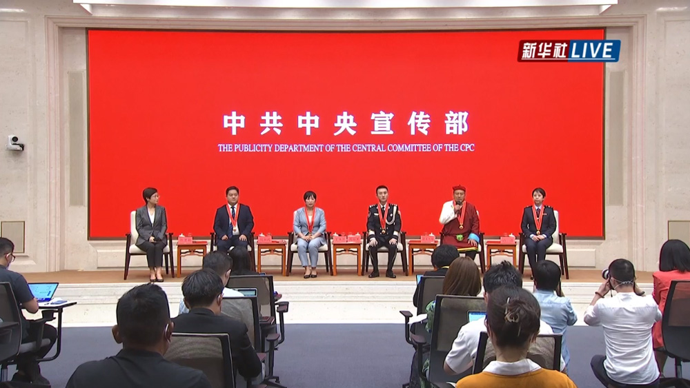 视频直播：做人民公仆 为人民服务 让人民满意