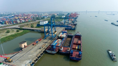 水清岸绿产业优&mdash;&mdash;安徽推动沿江城市产业转型一线观察