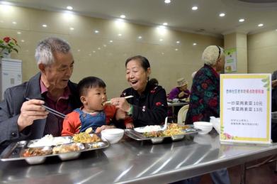 合肥：宾馆餐厅变身社区助老食堂