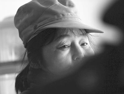 母亲的三个习惯--儿子眼中的余友珍