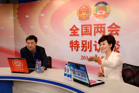 嘉宾向网友问好