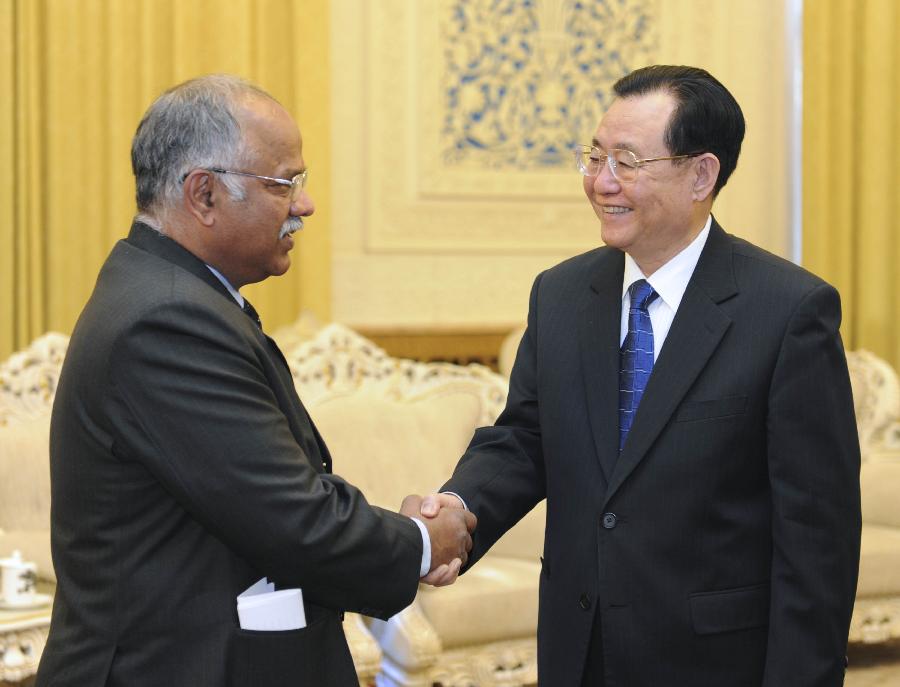 王刚会见尼泊尔客人