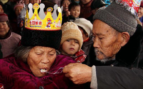 湖南常德一对老夫妻同庆百岁生日