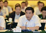 工业和信息化部部长苗圩回答问题