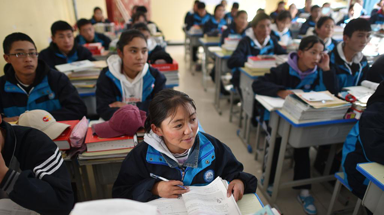 新华全媒+丨清洁电力温暖三江源