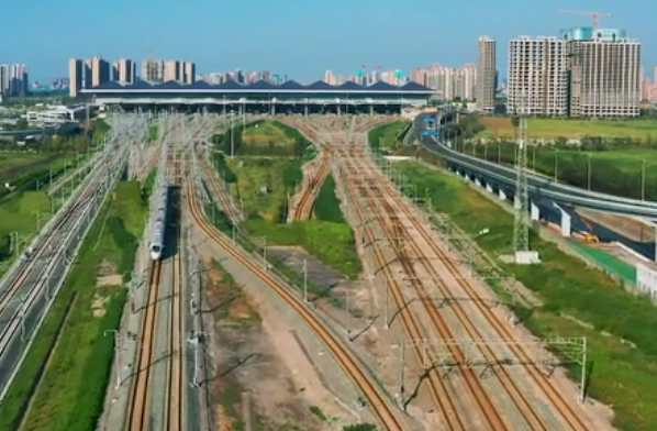 唐涛：提升轨道交通的安全和效率