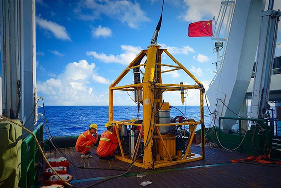 2015年4月28日 &ldquo;海洋六号&rdquo;开启第36次大洋科考任务