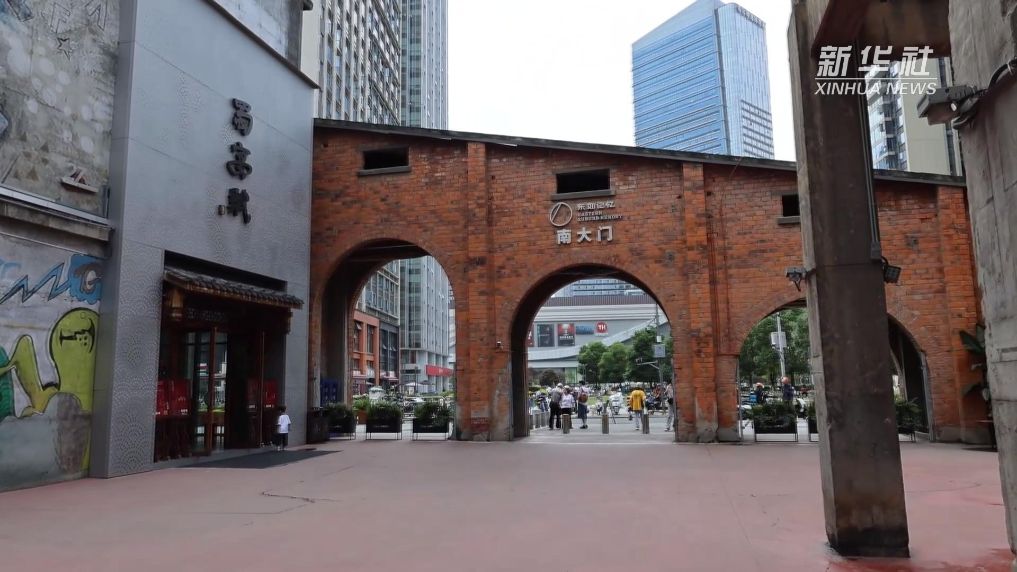 走进成都东郊记忆 老厂房变身文艺热土