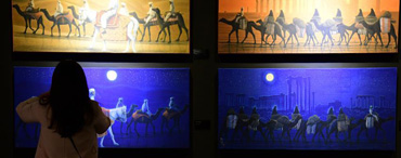 丝路文物亮相古城西安