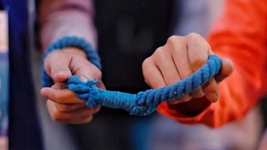 一根细绳,引出视障者奔跑的路