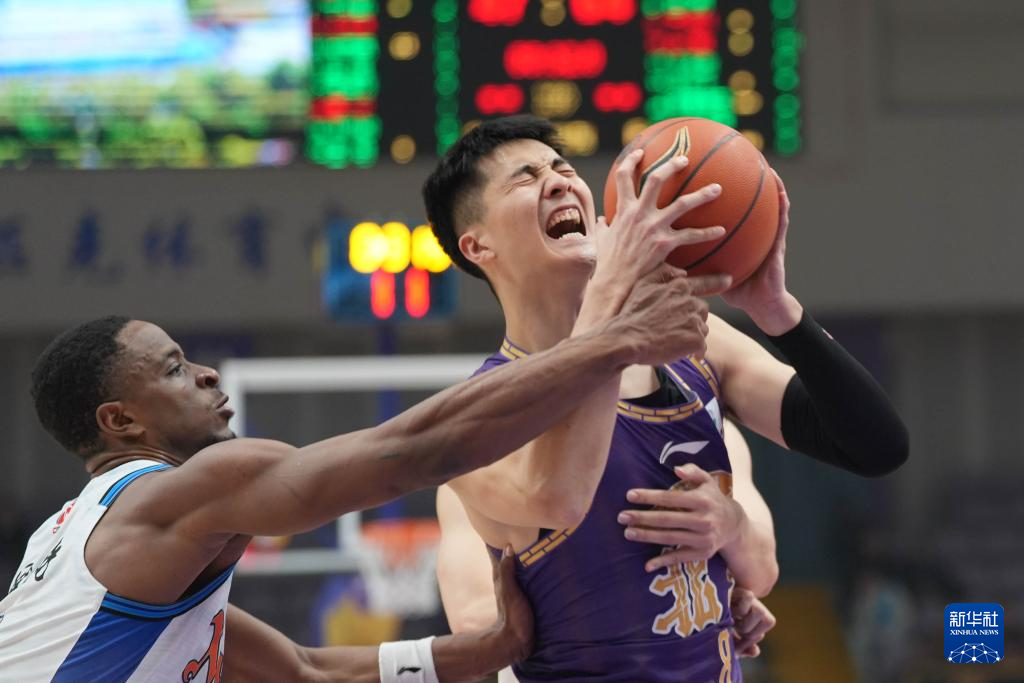 CBA常規(guī)賽：北京控股不敵新疆伊力特