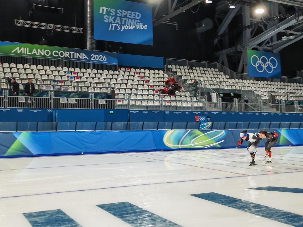 冬奥会｜中国速度滑冰队米兰开练