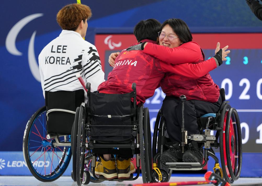 米兰冬残奥会全天综合：中国队夺冬残奥会首枚轮椅冰壶混双金牌