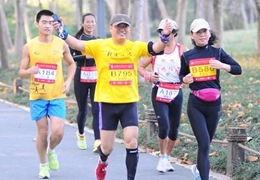 激情马拉松&middot;活力鲅鱼圈⑱|鲅马从我家门过 幸福生活快乐奔跑