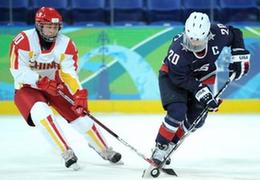 国社@体育｜&ldquo;与狼共舞&rdquo;和&ldquo;借鸡下蛋&rdquo;&mdash;&mdash;中国冰球&ldquo;弯道超车&rdquo;计划的启示