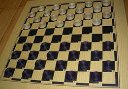 从国际象棋到国际跳棋，准妈妈从容跳跃64格