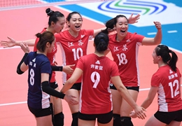 天津女排选手魏秋月担任火炬传递手,全运会点燃津门排球热