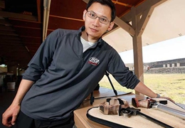 从几近失明到站在全运会射击赛场上，美籍华人石晶&ldquo;如果热爱，就会执著&rdquo;