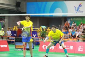 国社@体育｜全运会群众羽毛球赛：业余选手当主角，民间高手乐同台