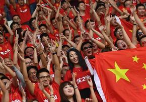 国社@体育|足球的梦想在飘荡